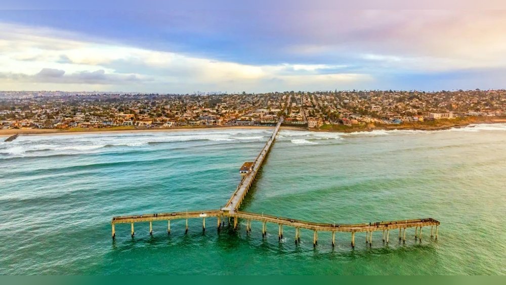 Ocean Beach Vintage Shopping And Cafes in San Diego
