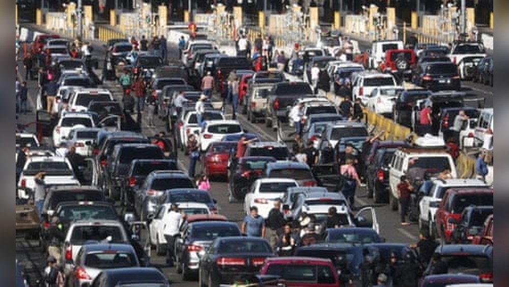 The "Border Lifestyle": Working in Sd