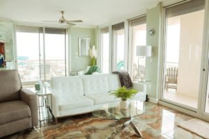Furnished Apartments for Expats in San Diego (1 Year Stay)
