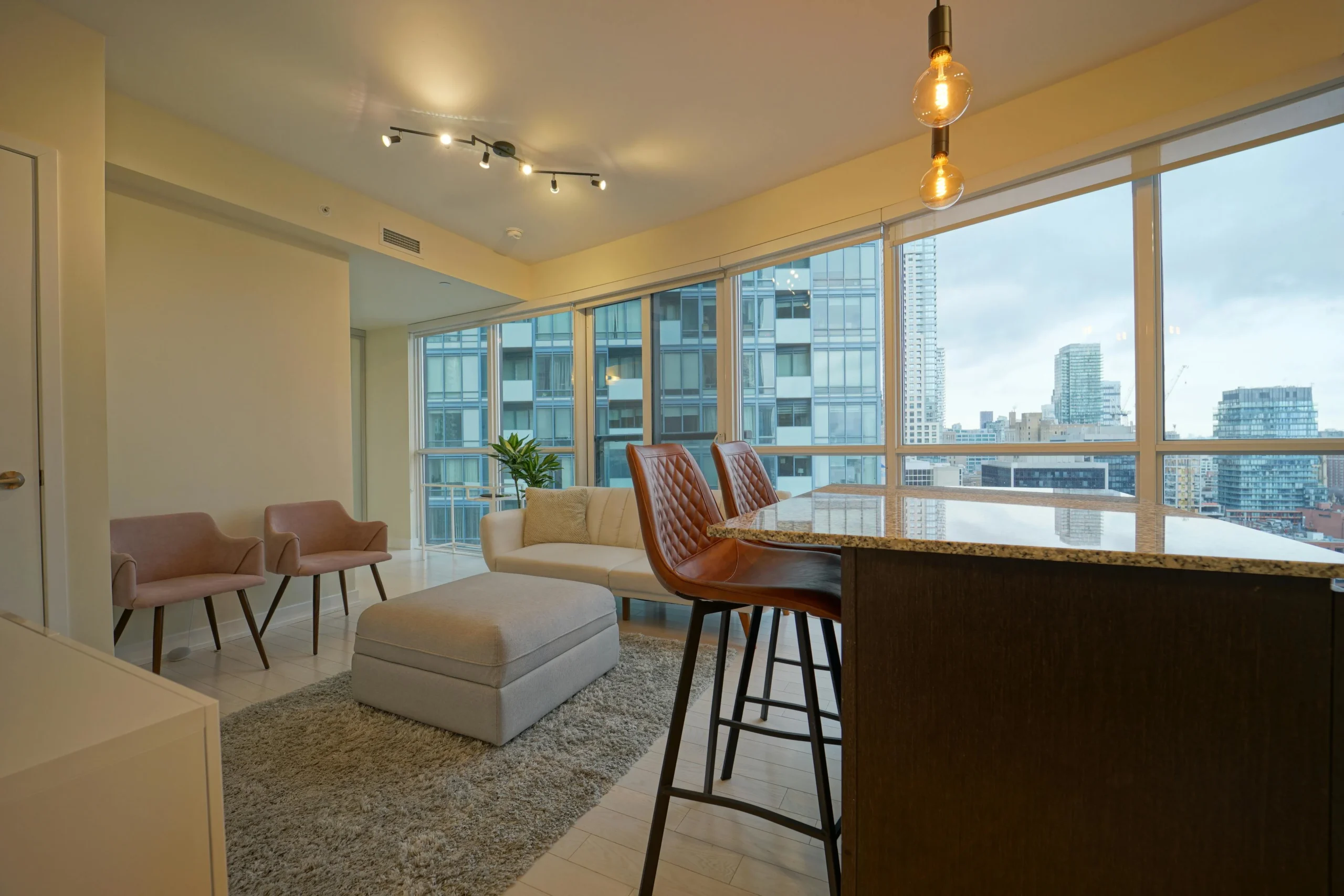 3–9 Month Furnished Apartments Near UC San Diego